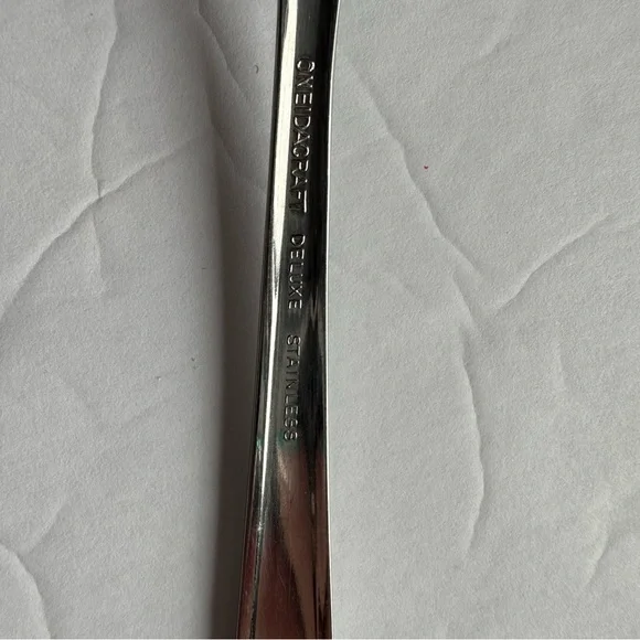 OneidaCraft Flight Deluxe Stainless Serving Spoons Discontinued Silverware - 2 - Picture 3 of 3